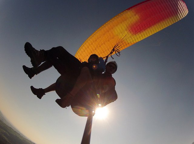 Drachenfliegen, Paragleiten und Tandemfliegen